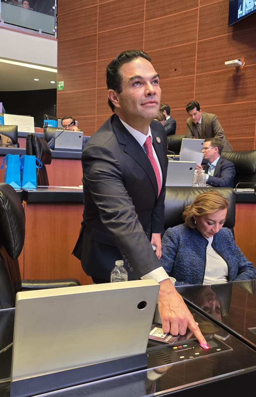 ENRIQUE VARGAS-SENADOR (1)