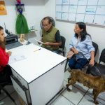 ROCKO, EL PERRITO RESCATADO DEL CANAL DE CARTAGENA, FUE REINTEGRADO A SU FAMILIA