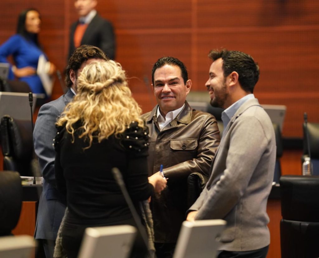 ENRIQUE VARGAS-SENADOR (3)