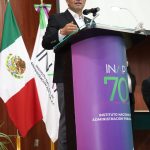 RECIBE ENRIQUE VARGAS PREMIO NACIONAL A LA EXCELENCIA MUNICIPAL POR SU TRABAJO A FAVOR DEL MUNICIPALISMO DE MÉXICO