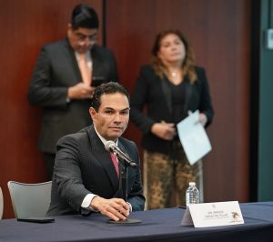 ENRIQUE VARGAS SENADOR (1)