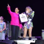 UN ESPECTÁCULO INOLVIDABLE: ARRANCAN LOS FESTEJOS DEL DÍA DE LAS MADRES CON CONCIERTO DE MARÍA JOSÉ EN LA FERIA REGIONAL 2026