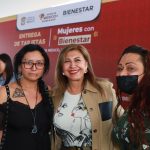 RECONOCE JUANITA CARRILLO COMPROMISO CON LAS MUJERES DURANTE ENTREGA DE 6 MIL TARJETAS DEL BIENESTAR EN CUAUTITLÁN