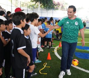 ENRIQUE VARGAS SENADOR (3)