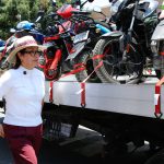 AZUCENA CISNEROS LLAMA A MOTOCICLISTAS A PROTEGER SU VIDA CON CASCO, DOCUMENTOS Y RESPONSABILIDAD