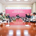 RETIRA LA MAESTRA DELFINA GÓMEZ 445 ARMAS DE LOS HOGARES MEDIANTE EL CANJE DE ARMAS; ENTREGA MÁS DE 4.5 MDP EN 23 MUNICIPIOS