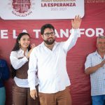 CREA GOBIERNO DE NAUCALPAN NUEVO SENDERO SEGURO Y LUMINOSO EN LA RAQUELITO